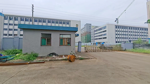 老旧园区.jpg